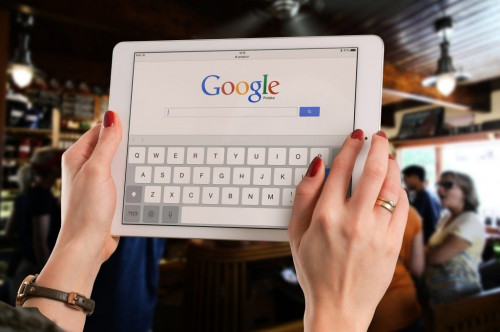 SEO-and-Keywords-for-Manufacturing-companies.jpg