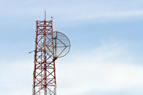 Quadrifilar-Helix-Antenna-imgjl23.jpg