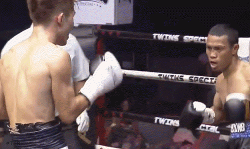 raymond34tgtyko544t4g54gh.gif